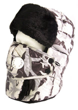 Charger l'image dans la galerie, Alex unisex fur trapper hat with windproof removable mask, camouflage design, warm polyester faux fur lining for cold weather protection.