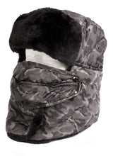 Charger l'image dans la galerie, Camouflage unisex trapper hat with faux fur lining and removable mask, designed for warmth and comfort in cold weather.