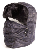 Charger l'image dans la galerie, Alt Tag: Alex Unisex Ushanka faux fur trapper aviator hat with removable mask, windproof for cold weather, polyester camo design.