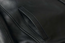 Load image into Gallery viewer, Close-up of REED Men's Genuine Lambskin Leather Jacket pocket detail, showcasing premium quality and soft texture.