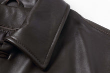 Load image into Gallery viewer, Close-up of REED 1950 Men's Jacket collar, genuine lambskin leather coat with four buttons, showcasing premium quality and soft texture.