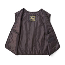 Load image into Gallery viewer, Interior view of REED Men's Premium Leather Aviator Bomber Jacket showing high-quality lining and pocket details.