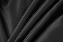 Cargar imagen en el visor de la galería, Close-up of smooth black lambskin leather fabric, illustrating texture for REED Men's Leather Jacket.