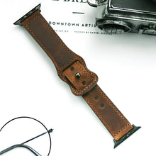 Cargar imagen en el visor de la galería, Brown elegant leather band for watches, showcasing timeless sophistication and modern elegance, ideal for both business and casual wear.