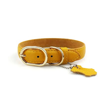 Cargar imagen en el visor de la galería, Genuine leather dog collar in yellow, featuring a silver buckle and custom name tag for stylish personalization and durability.