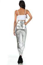 Cargar imagen en el visor de la galería, Back view of woman wearing shiny liquid metallic high waist stretch leggings, high rise, bold silver color, USA made.