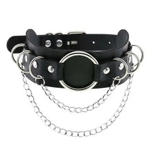 Cargar imagen en el visor de la galería, Black leather round pendant necklace with chain detail, perfect for adding luxury and elegance to any look.