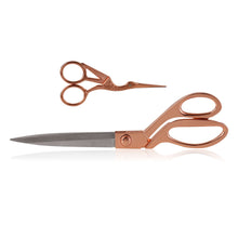 Cargar imagen en el visor de la galería, Copper and silver heavy duty scissors for arts and crafts, featuring eZthings brand upholstery shears and fine-point detail scissors.