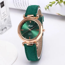 Cargar imagen en el visor de la galería, Fashion women leather watch with green face and vegan leather strap, sleek quartz movement, casual style.