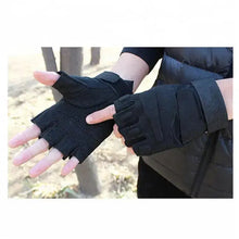 Charger l'image dans la galerie, Person wearing newly designed tactical gloves demonstrating superior anti-slip grip outdoors