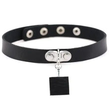Cargar imagen en el visor de la galería, Black leather round pendant necklace with silver accents showcasing modern elegance and luxury.