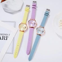 Charger l'image dans la galerie, Moon Bracelet & Watch Set with colorful straps and moon dial, showcasing elegance and modern flair.