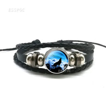 Cargar imagen en el visor de la galería, Handmade leather bracelet with wolf and moon design, showcasing high-quality craftsmanship and premium materials for a stylish accessory.
