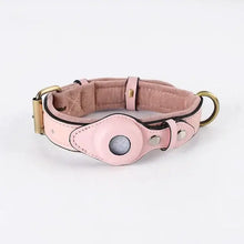 Cargar imagen en el visor de la galería, Pink vegan leather anti-lost dog collar with adjustable strap and metal buckle, ensuring safety and style for your pet.