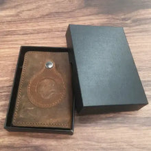 Load image into Gallery viewer, Minimal Leather Credit Card Holder in gift box, ideal for organized style and premium quality