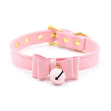 Cargar imagen en el visor de la galería, Pink leather collar bell choker with bow detail, elegant and playful accessory for style enhancement.