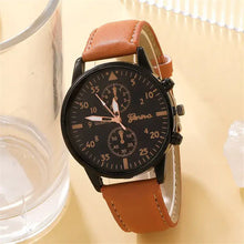 Charger l'image dans la galerie, Luxury men's brown leather quartz wristwatch with sleek design on display