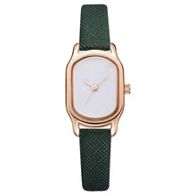 Charger l'image dans la galerie, Oval Dial Retro Watch with vintage design and green strap for timeless elegance and unique style.