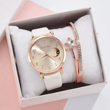 Charger l'image dans la galerie, Moon Bracelet & Watch Set with celestial dial and bracelet in gift box, perfect for modern elegance.