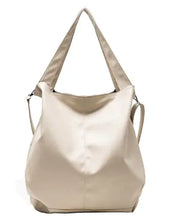 Cargar imagen en el visor de la galería, Retro luxury shoulder bag in beige PU leather, vegan-friendly tote featuring spacious interior and stylish design. Perfect daily accessory.