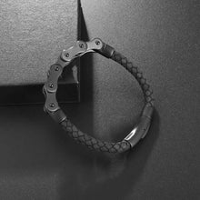 Cargar imagen en el visor de la galería, Classic hand woven multi-layered vegan leather bracelet for men in black, featuring sleek design and sophisticated style.