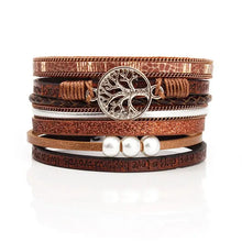Cargar imagen en el visor de la galería, Summer leather charm bracelet with pearls and magnet buckle, featuring a Life of Trees design, crafted in vegan leather.
