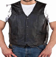 Cargar imagen en el visor de la galería, REED Men's black leather vest with snaps and two front pockets, worn with white shirt and jeans. Durable, stylish, imported design.