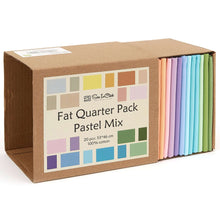 Charger l'image dans la galerie, 20 Fat Quarter Bundle in pastel mix colors, 100% cotton, soft quilting and crafting fabric set in plastic-free packaging