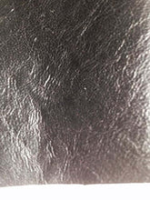 Cargar imagen en el visor de la galería, Close-up of REED leather hide showing soft, durable texture and antique finish, perfect for crafting art pieces.