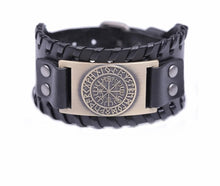 Charger l&#39;image dans la galerie, Retro Wide Leather Pirate Compass Bracelet
