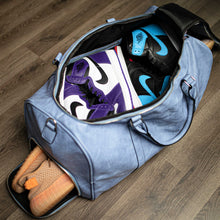 Load image into Gallery viewer, Baby Blue Luciano Leather Duffle Bag
