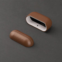 Cargar imagen en el visor de la galería, Genuine Leather Airpods Case
