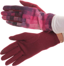 Charger l&#39;image dans la galerie, Kade Pixel Ombre Multi Colored Patterned Warm Touch Screen Winter Gloves
