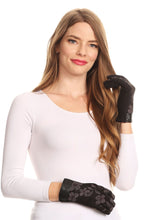 Charger l&#39;image dans la galerie, Liya Classic Warm Driving Touch Screen Capable Stretch Gloves Fleece Lined
