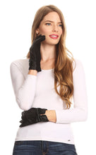 Charger l&#39;image dans la galerie, Liya Classic Warm Driving Touch Screen Capable Stretch Gloves Fleece Lined
