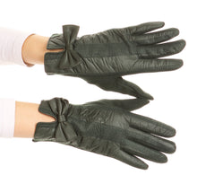 Charger l&#39;image dans la galerie, Liya Classic Warm Driving Touch Screen Capable Stretch Gloves Fleece Lined
