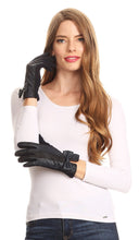 Charger l&#39;image dans la galerie, Liya Classic Warm Driving Touch Screen Capable Stretch Gloves Fleece Lined
