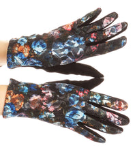 Load image into Gallery viewer, Emie Quilted and Lace Super Soft Warm Driving Gloves Touch Screen Capable
