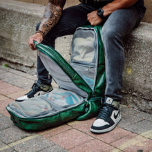 Charger l&#39;image dans la galerie, Emerald Green Leather Luxury Carry-On Backpack (Patented Signature Design)
