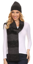 Load image into Gallery viewer, Robin Unisex Ribbed Knit Heather Beanie Hat And Scarf Set
