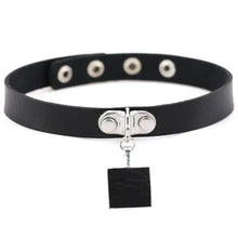 Cargar imagen en el visor de la galería, Black Leather Round Pendant Necklace
