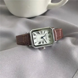 Retro Women's Classic Quartz Leather Watches - Vegan leather - Imported