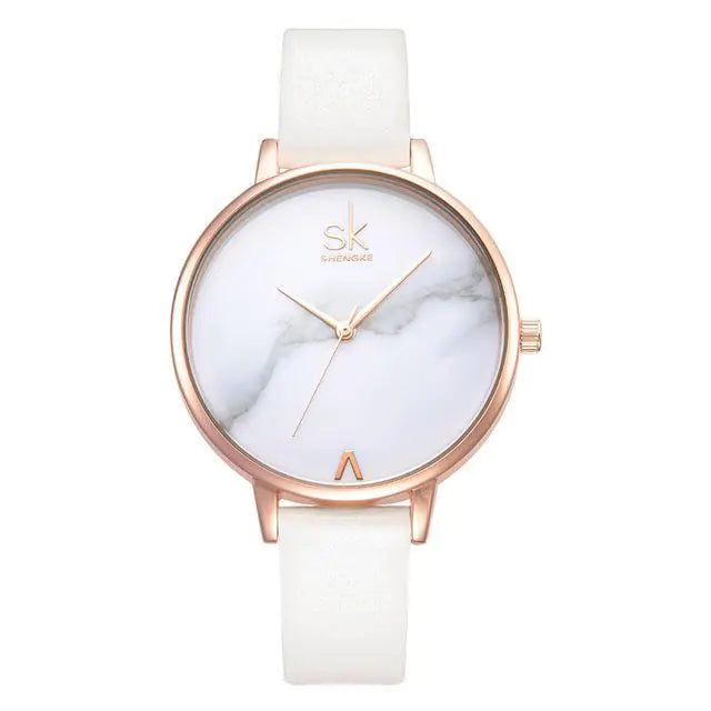 Reloj de moda para mujer