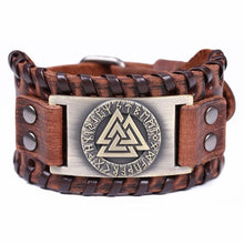 Cargar imagen en el visor de la galería, Viking Valknut Amulet Leather Bracelet
