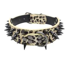 Cargar imagen en el visor de la galería, Spiked Studded Leather Collars
