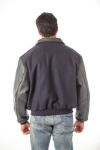 Charger l&#39;image dans la galerie, Back view of men&#39;s REED leather varsity bomber jacket with wool body and leather sleeves, showcasing classic design and craftsmanship.
