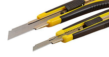 Cargar imagen en el visor de la galería, eZthings heavy duty 9mm snap off blades utility knife set for cutting wallpaper, vinyl, leather, and shrink-wrap materials.
